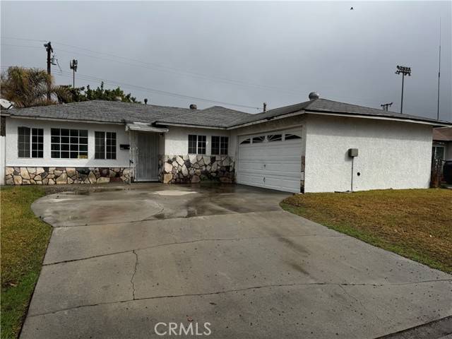 La Puente, CA 91746,13453 Moccasin Street