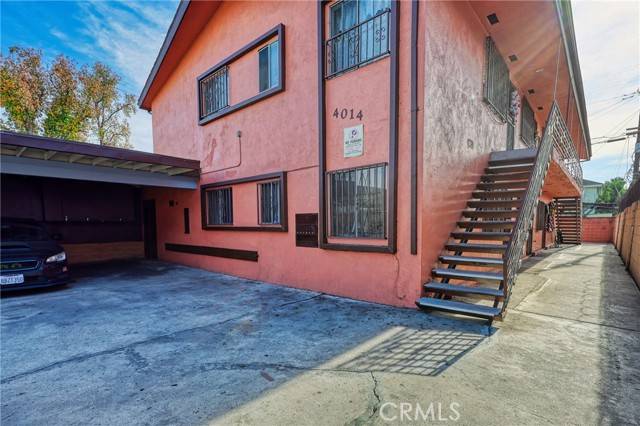 Compton, CA 90221,4014 E Alondra Boulevard