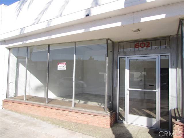 Montebello, CA 90640,602 W Whittier Boulevard