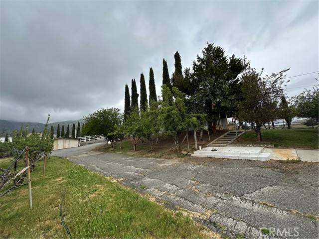 Tehachapi, CA 93561,23171 Woodford Tehachapi Road