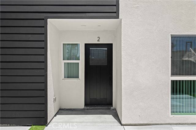 North Hollywood (los Angeles), CA 91601,5216 Auckland Avenue
