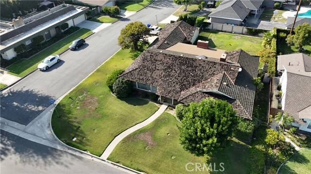 Downey, CA 90240,9623 Shellyfield Road