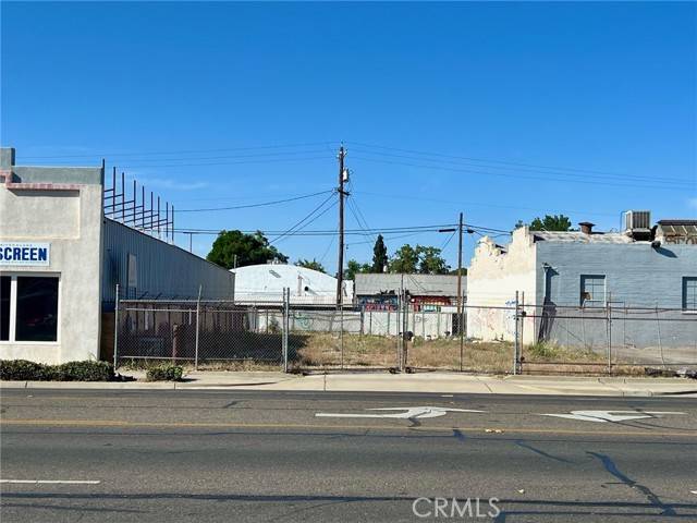 Merced, CA 95340,229 W 16th Street