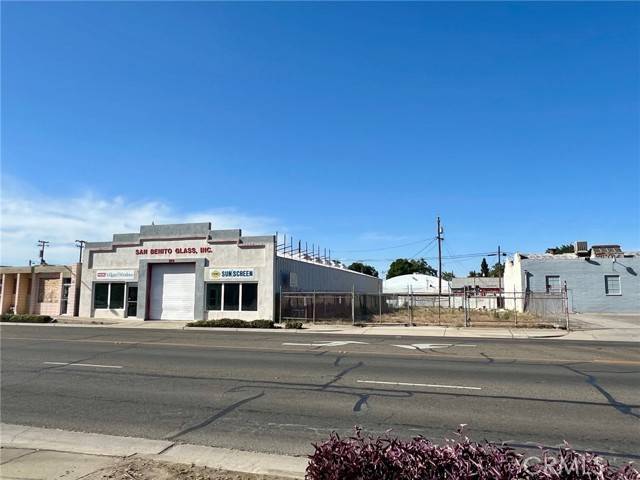 Merced, CA 95340,229 W 16th Street