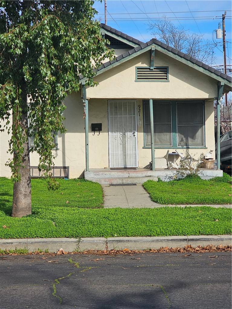 Merced, CA 95340,921 W 19th Street