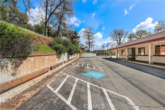 Mariposa, CA 95338,5320 State Highway 49