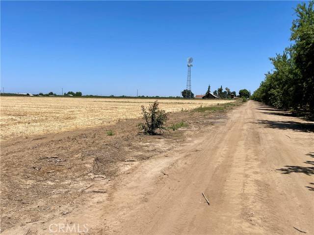 Le Grand (also Legrand), CA 95333,8729 Mariposa Way