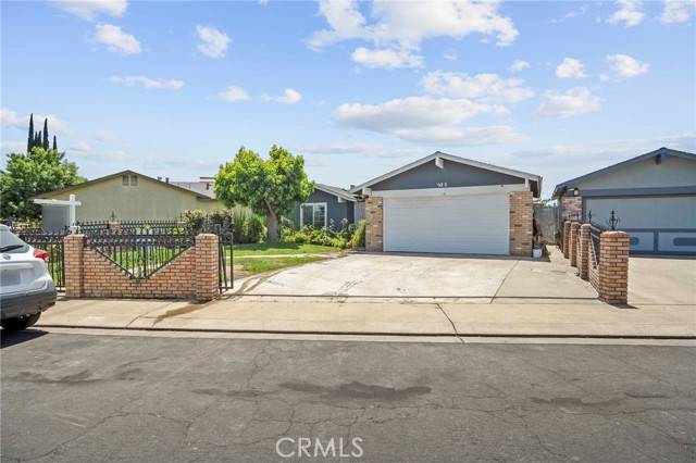 Modesto, CA 95351,925 Stone Pine Way