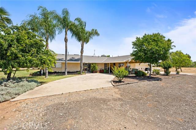 Sanger, CA 93657,3298 N Zediker Avenue