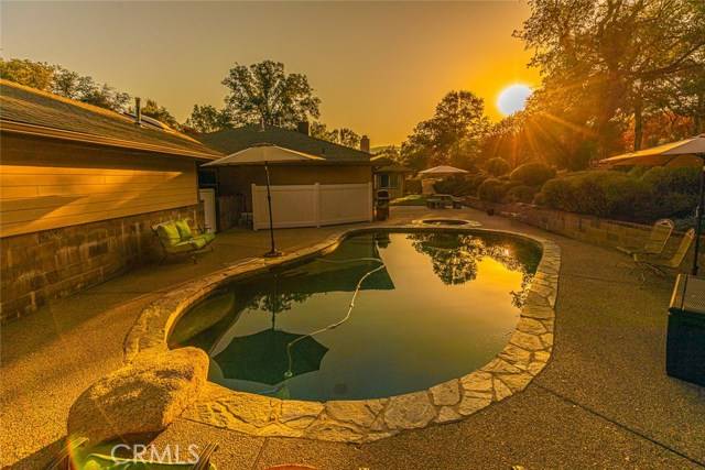 Mariposa, CA 95338,4902 Hidden Springs Rd