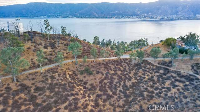 Lake Elsinore, CA 92530,0 Sunny Slope Avenue