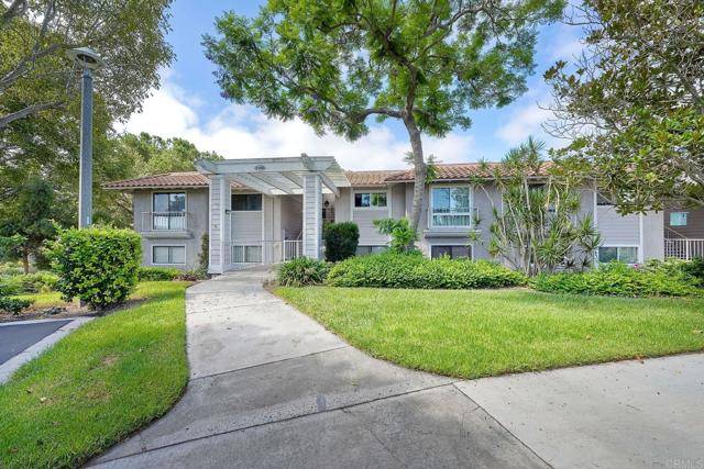 Laguna Woods, CA 92637,3168 Via Vista #B