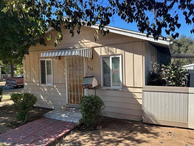 Escondido, CA 92025,804 E 2nd Avenue