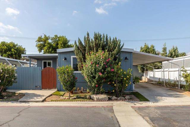 Escondido, CA 92029,900 Howard Avenue #77