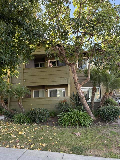 Oceanside, CA 92057,190 Avenida Descanso #A