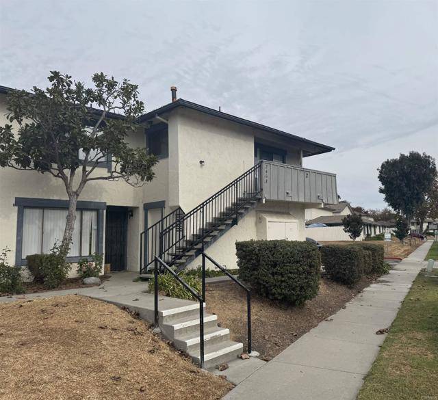 Oceanside, CA 92056,3468 Los Mochis Way