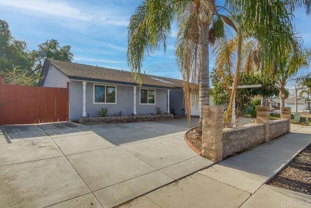 Escondido, CA 92027,1823 Oak Hill Drive