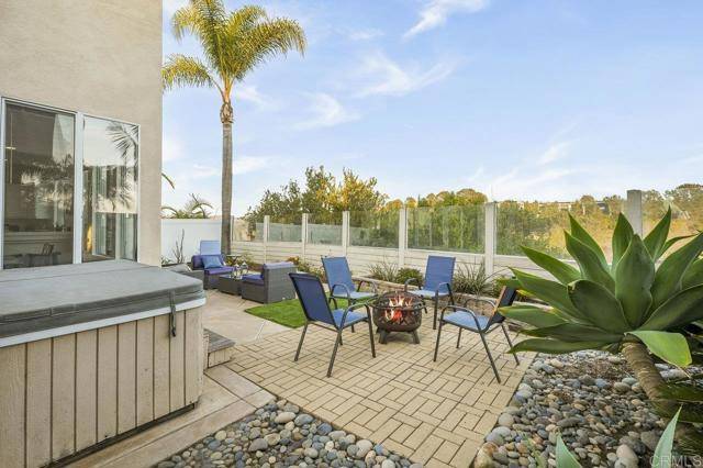 Encinitas, CA 92024,1214 Cambria Way