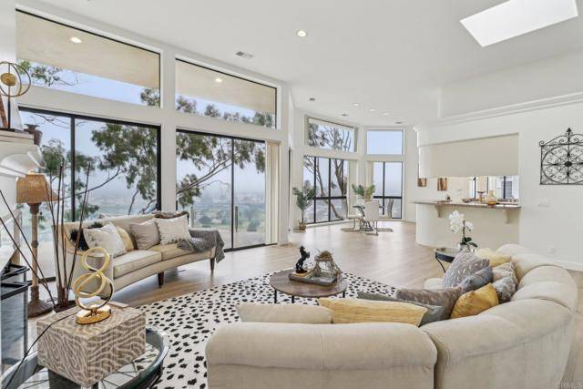 Carlsbad, CA 92009,2424 Badajoz Place