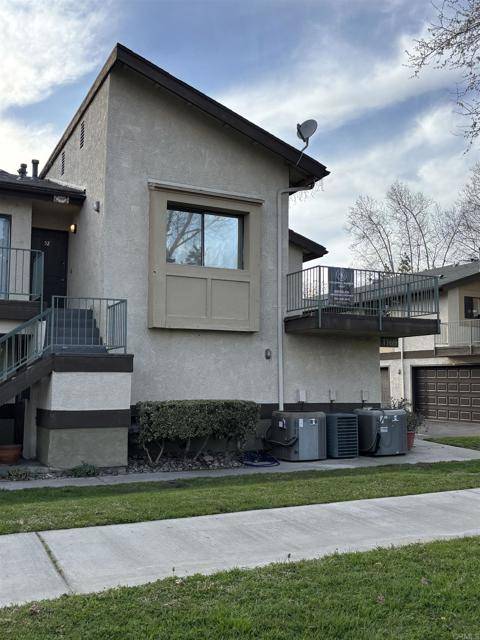 Redlands, CA 92374,1169 Cornell Ave #52 Avenue #52
