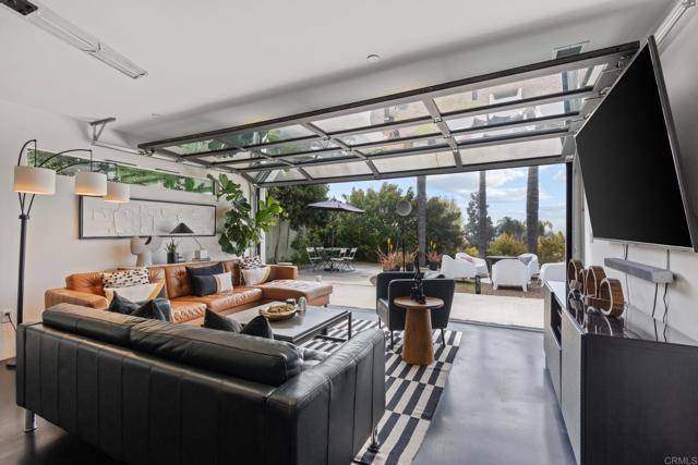 Solana Beach, CA 92075,427 Hilmen Place