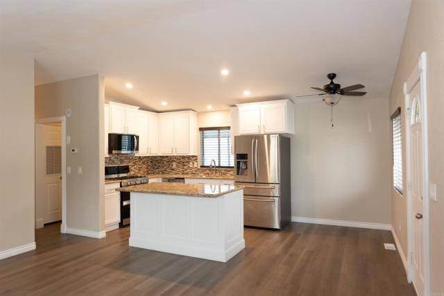 Fallbrook, CA 92028,1638 Calavo Road #10