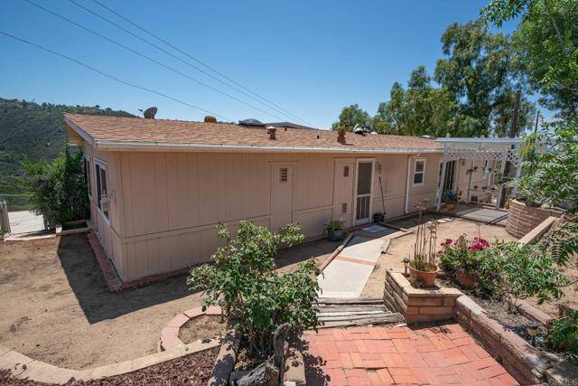 Valley Center, CA 92082,11945 Betsworth Road