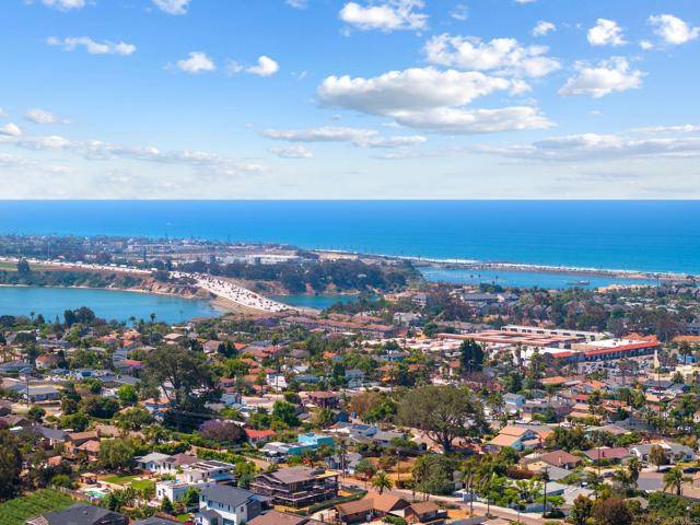 Carlsbad, CA 92008,1565 Chestnut Avenue