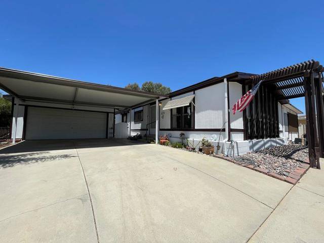 Wildomar, CA 92595,33889 Windmill Road