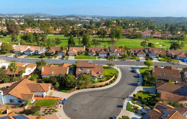 Vista, CA 92081,2044 Columbus Way