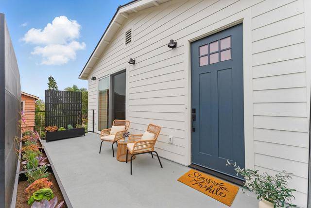 Carlsbad, CA 92008,2501 Davis Avenue
