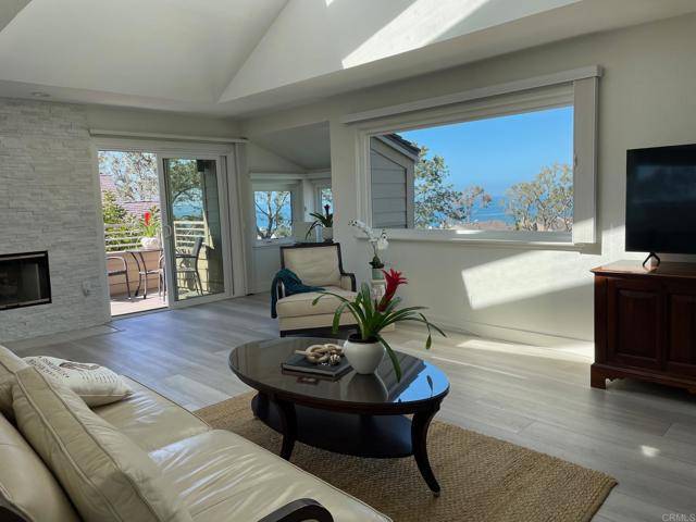 Del Mar, CA 92014,228 Dolphin Cove Court