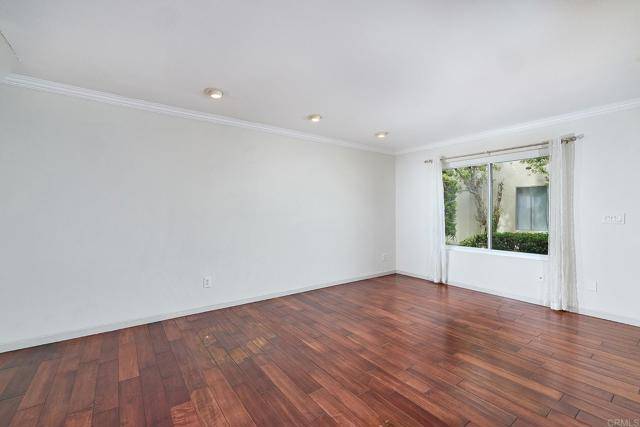 San Diego, CA 92122,7849 Camino Glorita