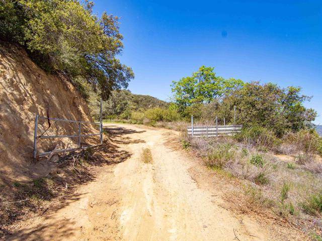 Santa Ysabel, CA 92070,17 Bobcat Trail