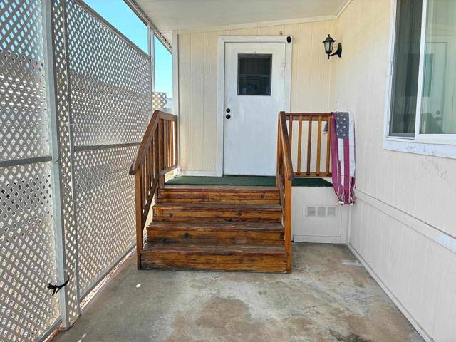 Escondido, CA 92027,2300 E Valley Parkway #194