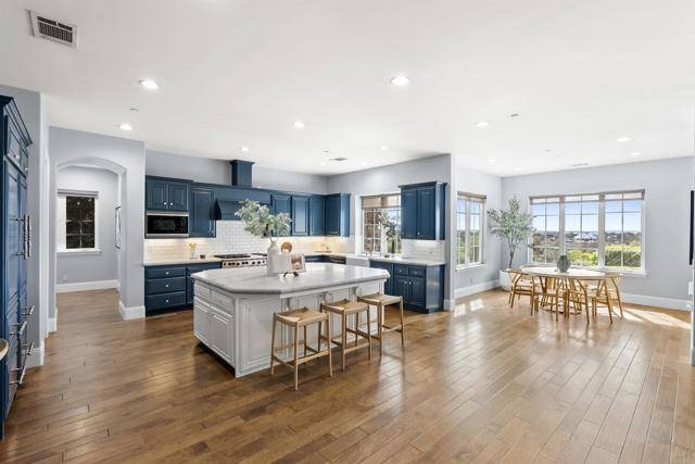 Encinitas, CA 92024,3401 Adams Run