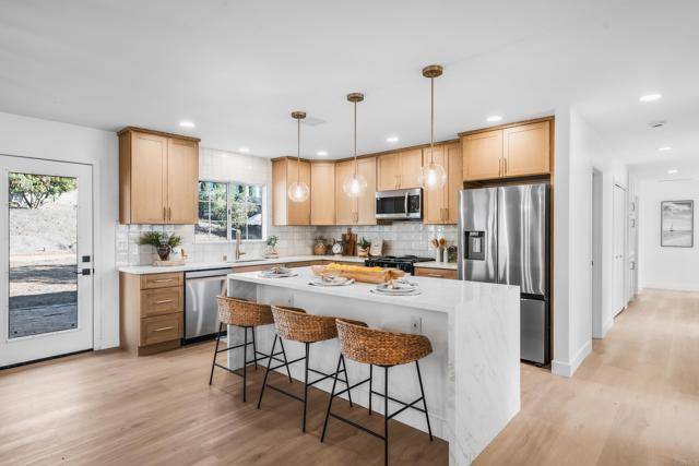 Escondido, CA 92029,2308 Bernardo Avenue