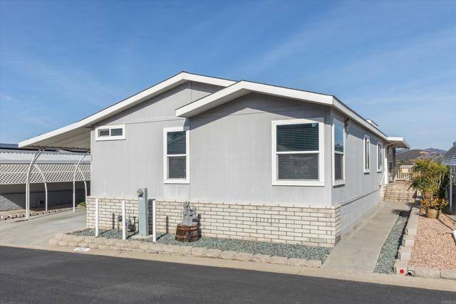 Escondido, CA 92026,525 W El Norte Pkwy. #261