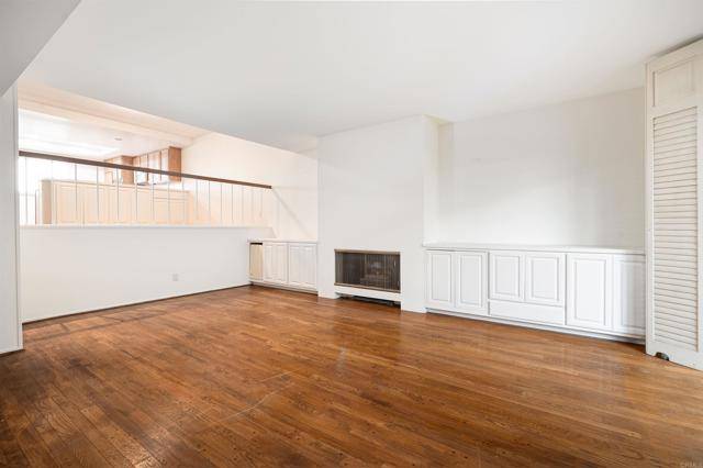 Marina Del Rey, CA 90292,13236 Fiji Way #L