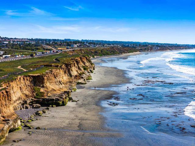 Carlsbad, CA 92008,5335 Los Robles Drive