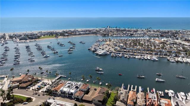 Newport Beach, CA 92663,355 Via Lido Soud