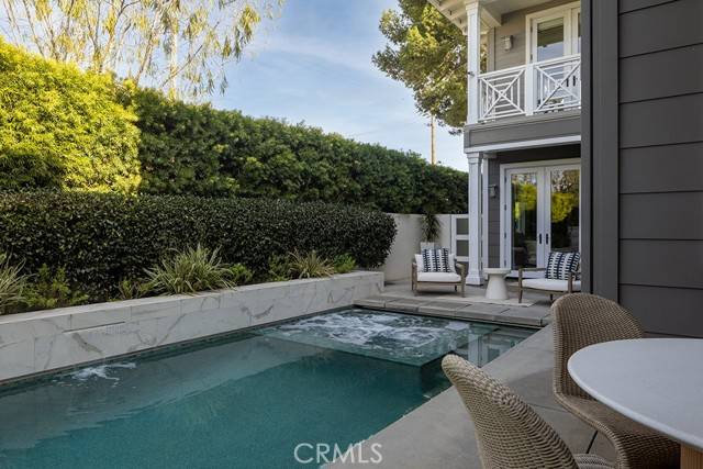 Newport Beach, CA 92663,547 Tustin Avenue