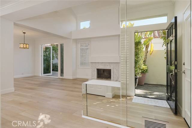 Newport Beach, CA 92660,43 Shearwater Place