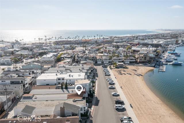 Newport Beach, CA 92663,1809 W Bay Avenue