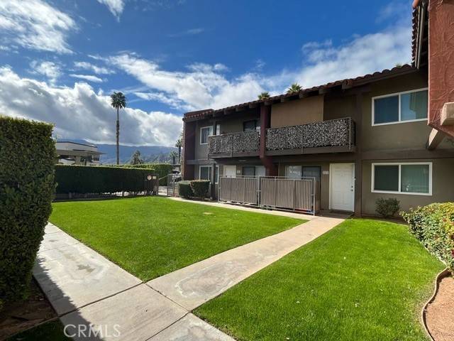 La Quinta, CA 92253,51080 Eisenhower #11