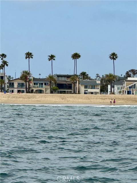 Newport Beach, CA 92663,1510 W Oceanfront