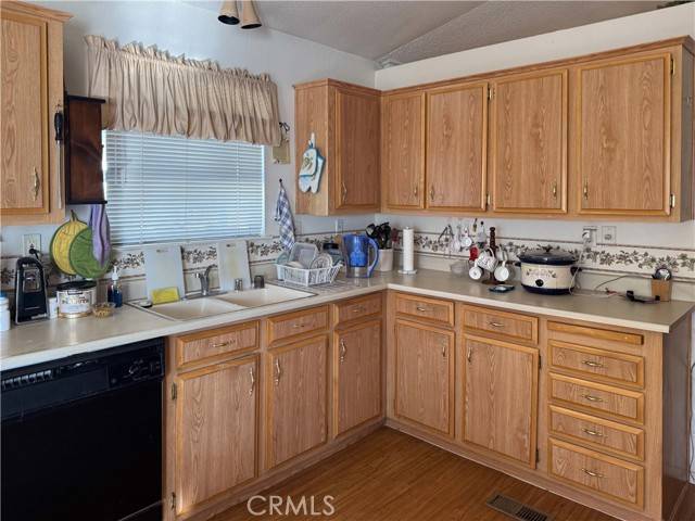 Calimesa, CA 92320,10961 Desert lawn Drive #281