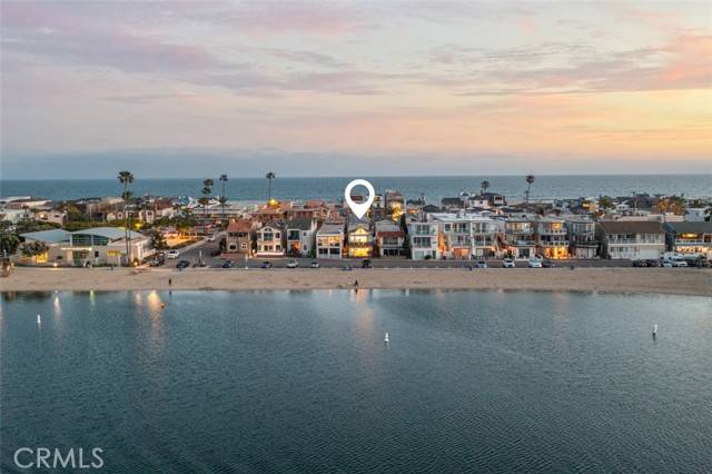 Newport Beach, CA 92663,1809 W Bay Avenue