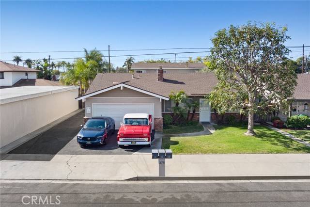 Costa Mesa, CA 92627,375 Woodland Place