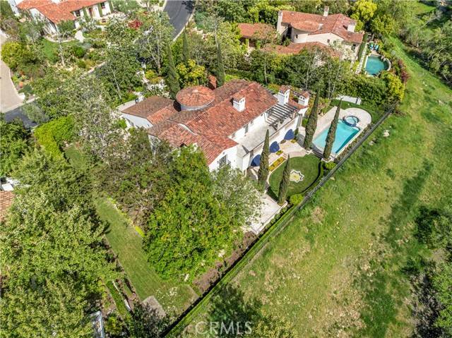 Irvine, CA 92603,31 Black Hawk